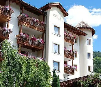 Almhof Call Hotel 4*