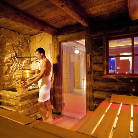 Hotel Almhof Call 4*